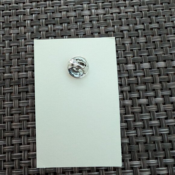 NWOT Margaret Furlong 2000 Celebration pin - Picture 2 of 2